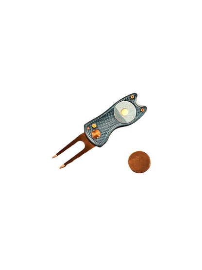 3 - in - 1 Pitch Mark Repairer | Sprung Design - 3F Golf